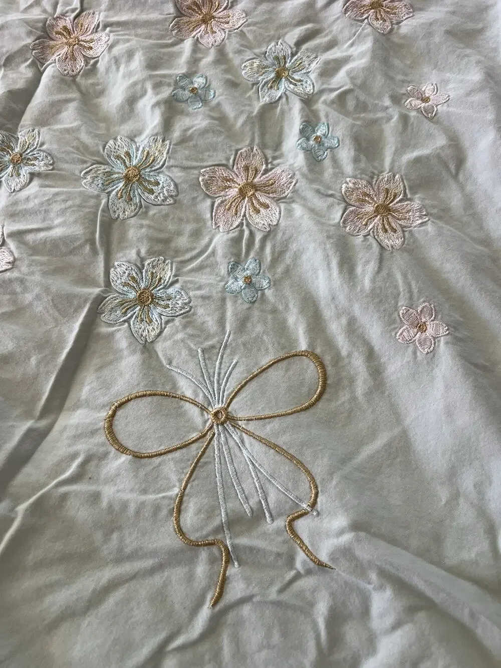 Vintage Floral Embroidered Flowers Butterfly Cotton Full Duvet Cover Scallop Edg
